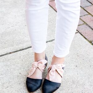 TOMS Bow Flats
